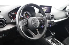 Audi Q2 35 TDI S line in GLETSCHERWEISS METALLIC