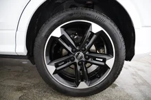 Audi Q2 35 TDI S line in GLETSCHERWEISS METALLIC