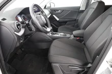 Audi Q2 35 TDI S line in GLETSCHERWEISS METALLIC