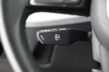 Audi Q2 35 TDI S line in GLETSCHERWEISS METALLIC