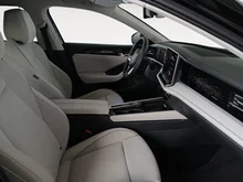 VW Passat Variant Business eTSI DSG in Grenadillschwarz Metallic