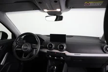 Audi Q2 35 TFSI intense in schwarz - metallic