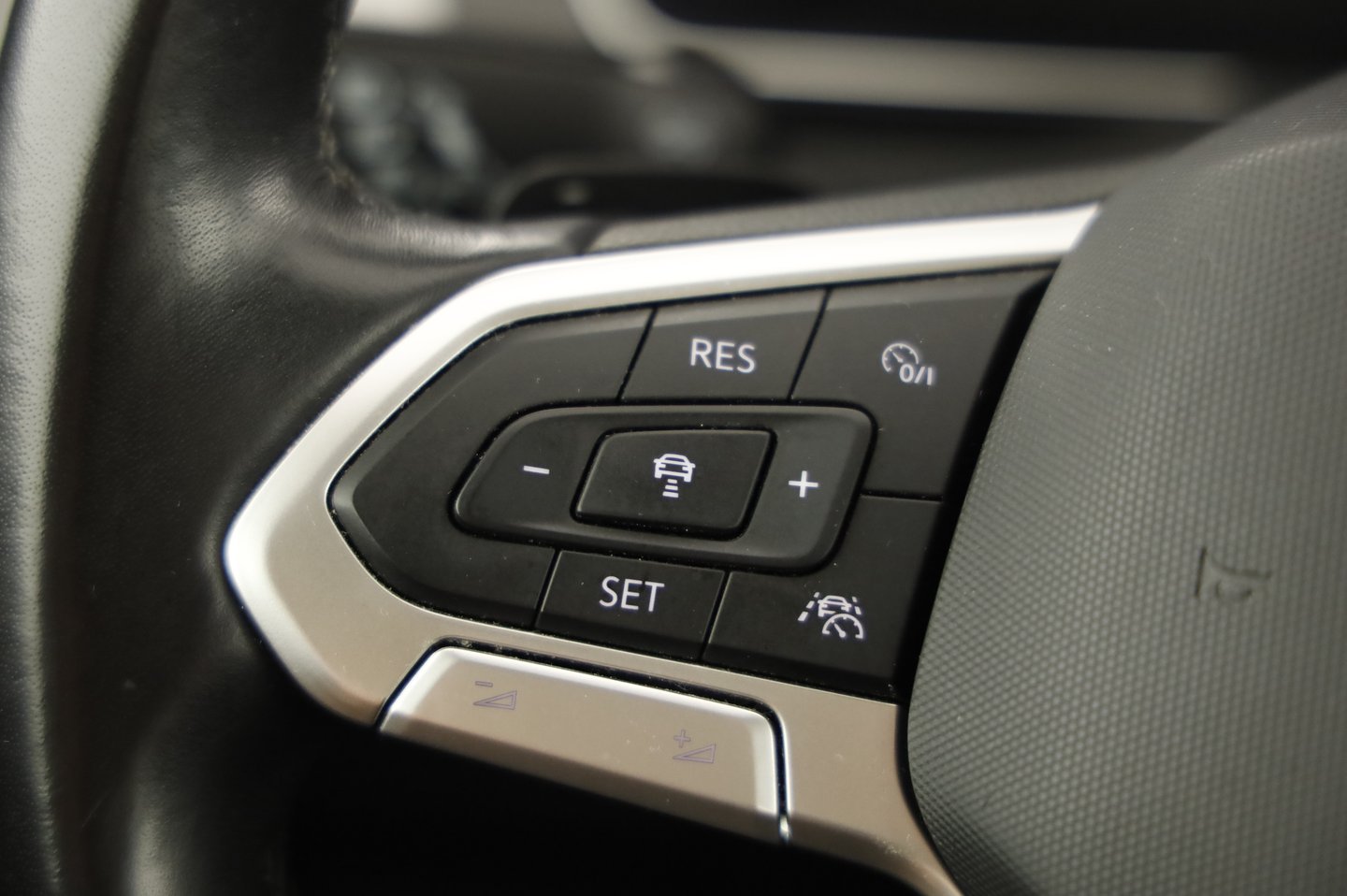 VW Passat Variant Business TDI DSG | Bild 9 von 22