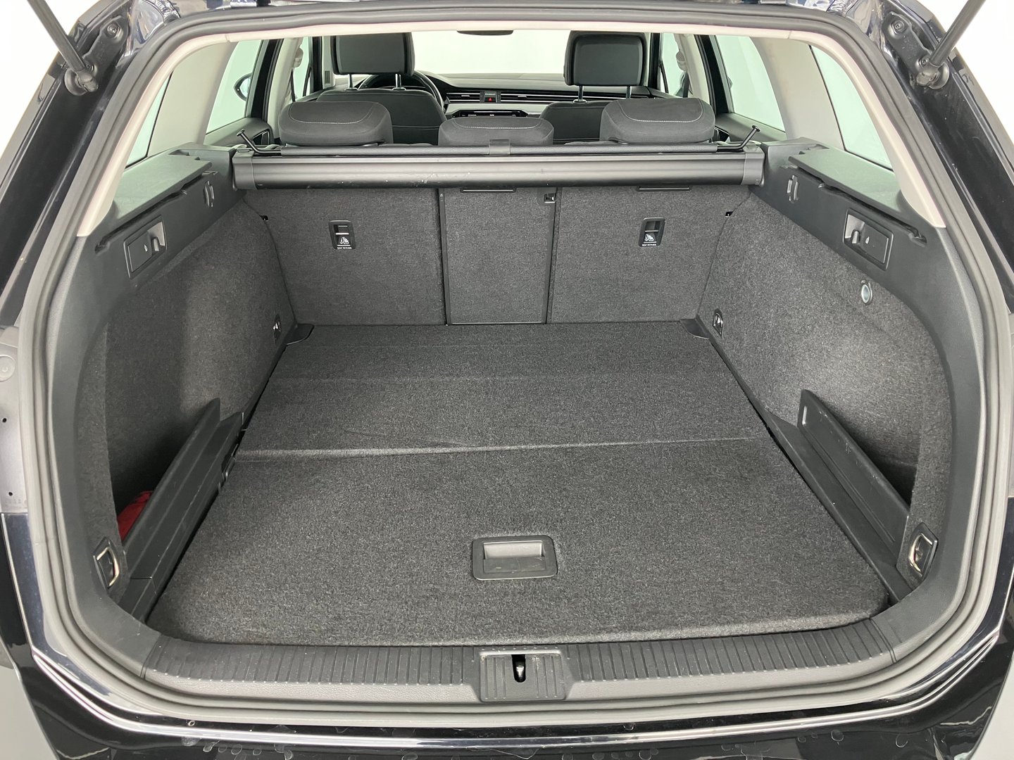 VW Passat Variant Business TDI DSG | Bild 20 von 22