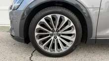 Audi e-tron 55 quattro advanced in Taifungrau metallic