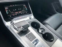 Audi A6 Avant 40 TDI quattro Sport in FIRMAMENTBLAU METALLIC
