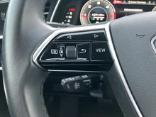Audi A6 Avant 40 TDI quattro Sport in FIRMAMENTBLAU METALLIC