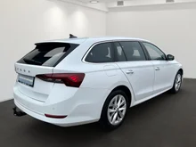 Škoda Octavia Combi Style TDI DSG in  Moon-Weiss Metallic
