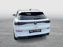 VW T-Roc R-Line eTSI DSG in Pure White Dach Black Uni