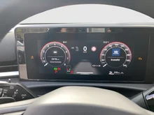 VW T-Roc R-Line eTSI DSG in Pure White Dach Black Uni
