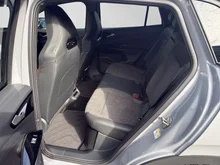 VW ID.4 GTX 4MOTION 250 kW Business -77 kWh in Mondsteingrau Dach schwarz