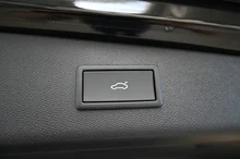 CUPRA Leon SP Kombi TRIBE e-HYBRID 150/204 in Nacht-Schwarz Metallic