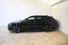 CUPRA Leon SP Kombi TRIBE e-HYBRID 150/204 in Nacht-Schwarz Metallic