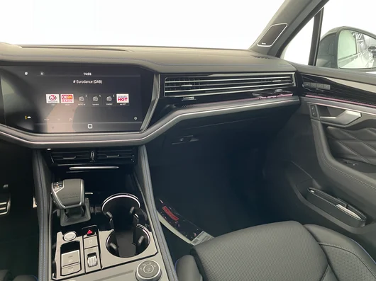 Bild eines VW Touareg R eHybrid TSI 4M. Final Edition