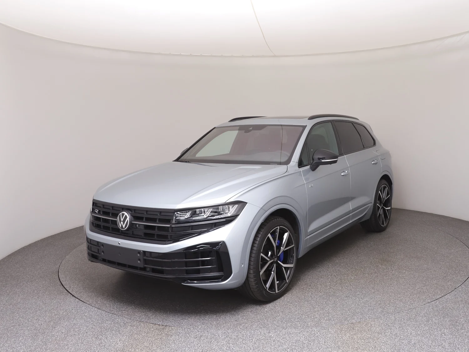 Bild eines VW Touareg R eHybrid TSI 4M. Final Edition