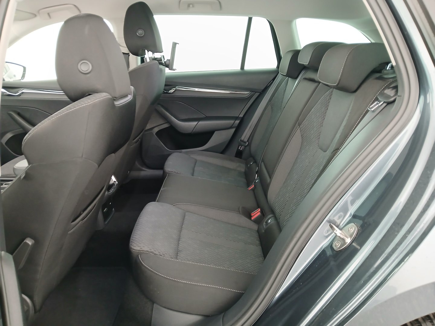 Škoda OCTAVIA Combi Premium TDI | Bild 29 von 33