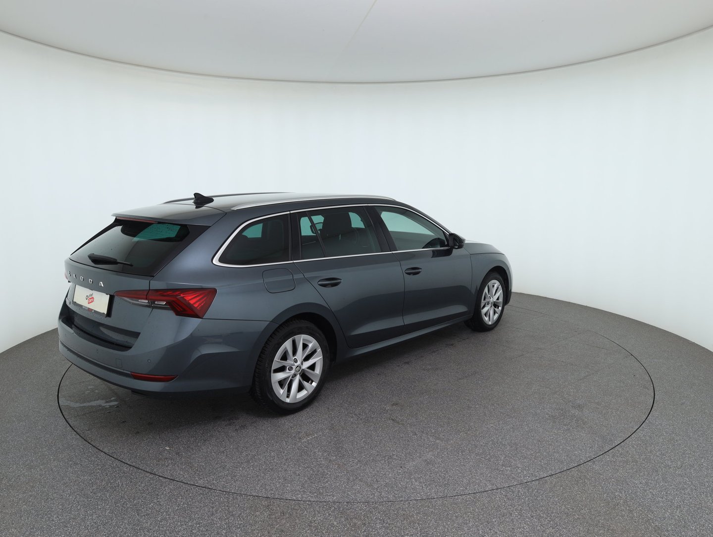 Škoda OCTAVIA Combi Premium TDI | Bild 5 von 33