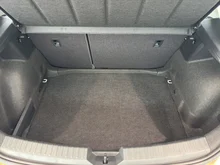 SEAT Leon Style Edition 1.5 TSI 115 PS in Candy-Weiß