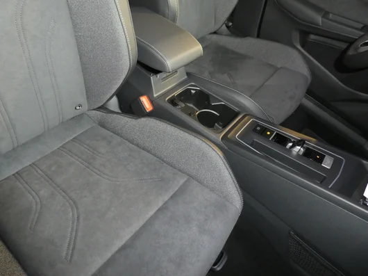 Bild eines VW Golf Rabbit eHybrid DSG 150 kW