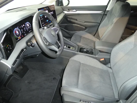 Bild eines VW Golf Rabbit eHybrid DSG 150 kW