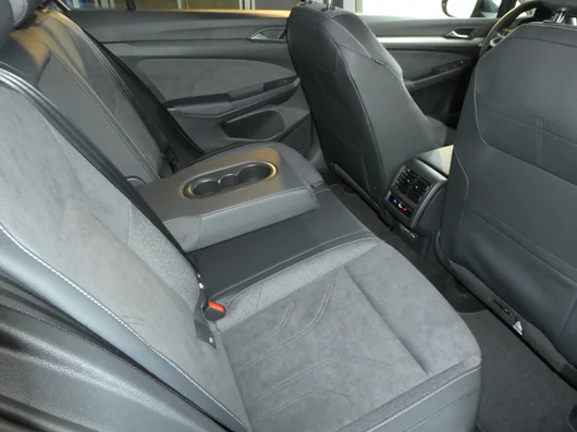 Bild eines VW Golf Rabbit eHybrid DSG 150 kW