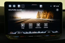 CUPRA Born PLUS 58/61 140kW/190PS in Mondstein-Grau