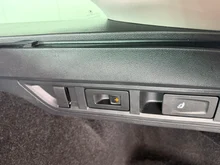 Škoda Octavia Combi Style TDI DSG in 9P Candy-Weiss