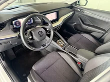 Škoda Octavia Combi Style TDI DSG in 9P Candy-Weiss
