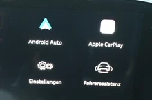Audi A5 Avant e-hybrid quattro 220 kW in 0E Mythosschwarz Metallic