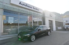 Audi A5 Avant e-hybrid quattro 220 kW in 0E Mythosschwarz Metallic