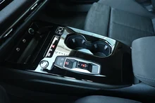 Audi A5 Avant e-hybrid quattro 220 kW in 0E Mythosschwarz Metallic