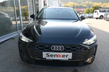 Audi A5 Avant e-hybrid quattro 220 kW in 0E Mythosschwarz Metallic