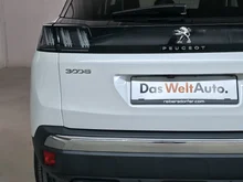 Peugeot 3008 1,2 PureTech 130 S&S Access in weiss - normal