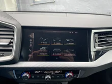 Audi A1 Sportback 30 TFSI intense in Gletscherweiss Metallic