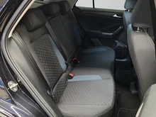 VW T-Roc iQ Drive TSI OPF in Deep Black Perleffekt