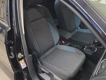 VW T-Roc iQ Drive TSI OPF in Deep Black Perleffekt