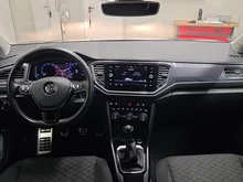 VW T-Roc iQ Drive TSI OPF in Deep Black Perleffekt
