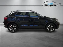VW T-Roc iQ Drive TSI OPF in Deep Black Perleffekt