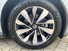 VW ID.Polo ID. Polo Life Edition 155 kW - 52 kWh in Oyster Silver Metallic