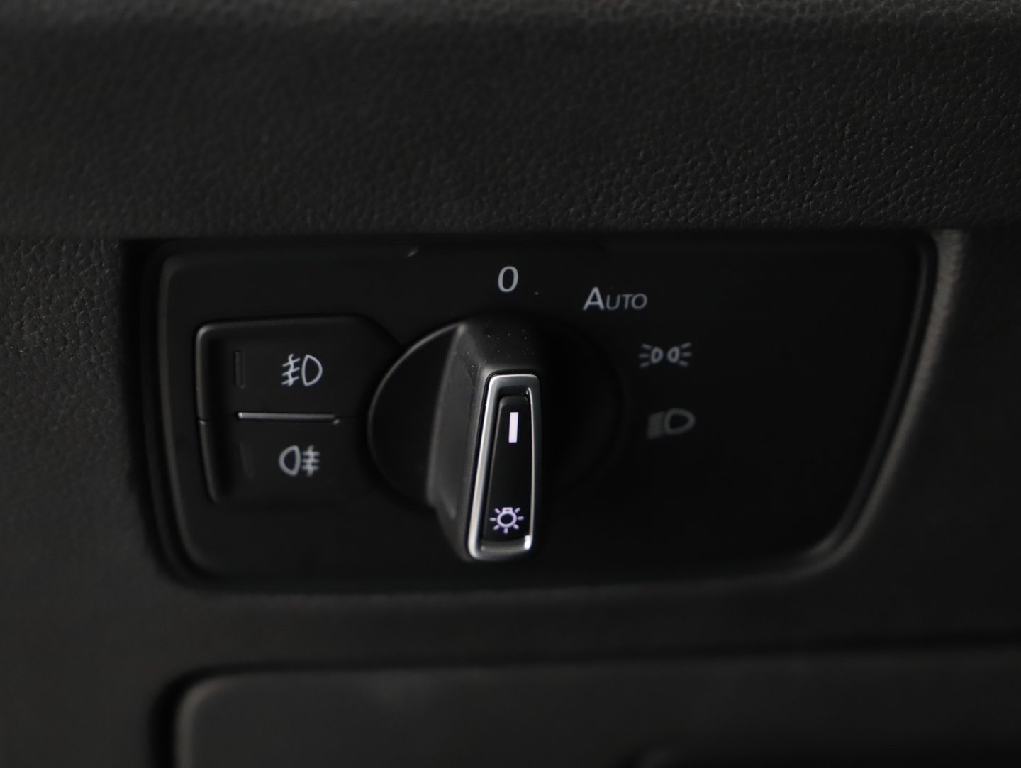 VW Passat Variant Business TDI | Bild 12 von 28