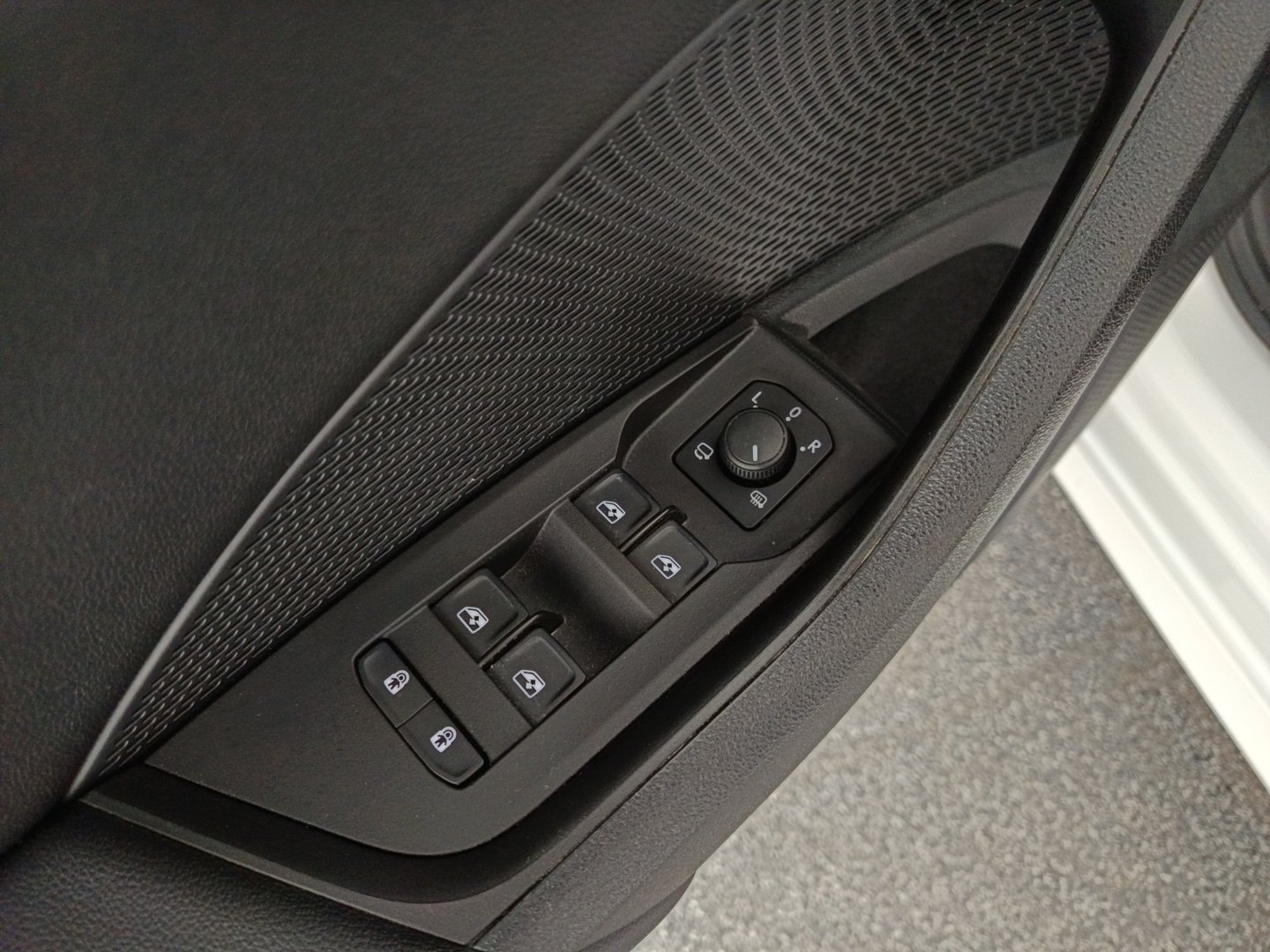 Škoda OCTAVIA Combi Ambition TDI | Bild 11 von 30