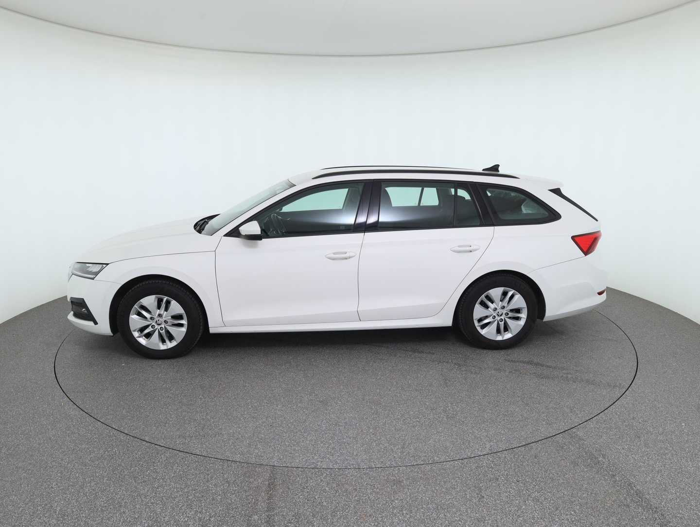 Škoda OCTAVIA Combi Ambition TDI | Bild 8 von 30