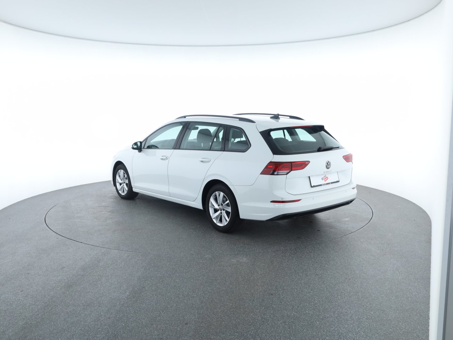 VW Golf VIII Variant Life | Bild 2 von 16