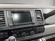 VW California Ocean Edition TDI 4MOTION in candyweiß / Dach schwarz
