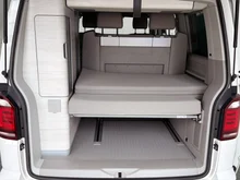 VW California Ocean Edition TDI 4MOTION in candyweiß / Dach schwarz