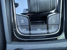 Škoda Karoq 4x4 SPORTLINE TDI DSG in Stahl-Grau