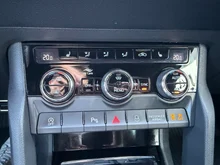 Škoda Karoq 4x4 SPORTLINE TDI DSG in Stahl-Grau