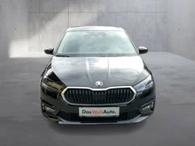 Škoda Fabia Essence TSI in Black-Magic Perleffekt