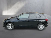 Škoda Fabia Essence TSI in Black-Magic Perleffekt