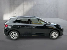 Škoda Fabia Essence TSI in Black-Magic Perleffekt